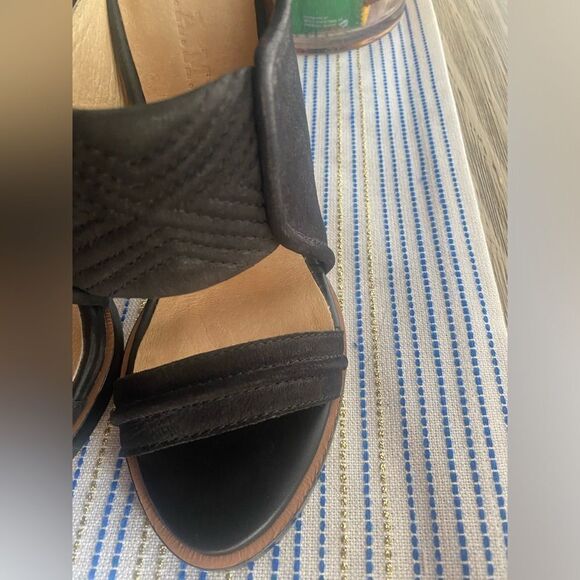 L.A.M.B. Black Leather Suede Open Toe Stiletto Sandals Size 6 - Picture 8 of 16